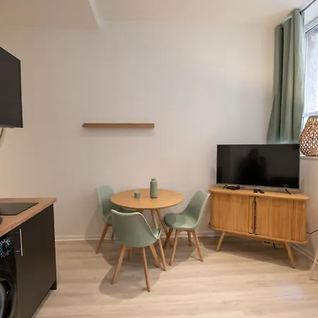 Apartment L'opera 2 - Rdc - Joli De Lyon