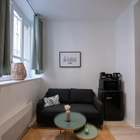 L'opera 2 - Rdc - Joli De Apartment *